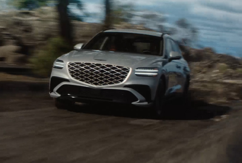 2027 Genesis GV70 PERFORMANCE