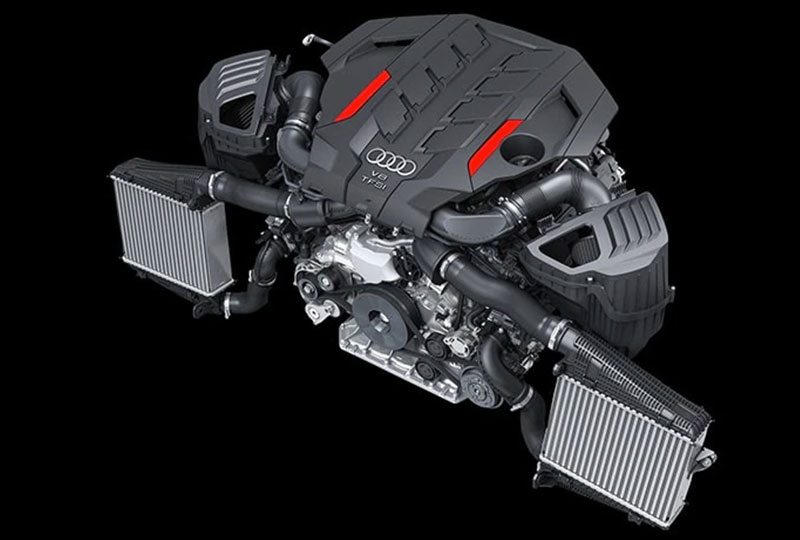 2021 Audi S8  performance