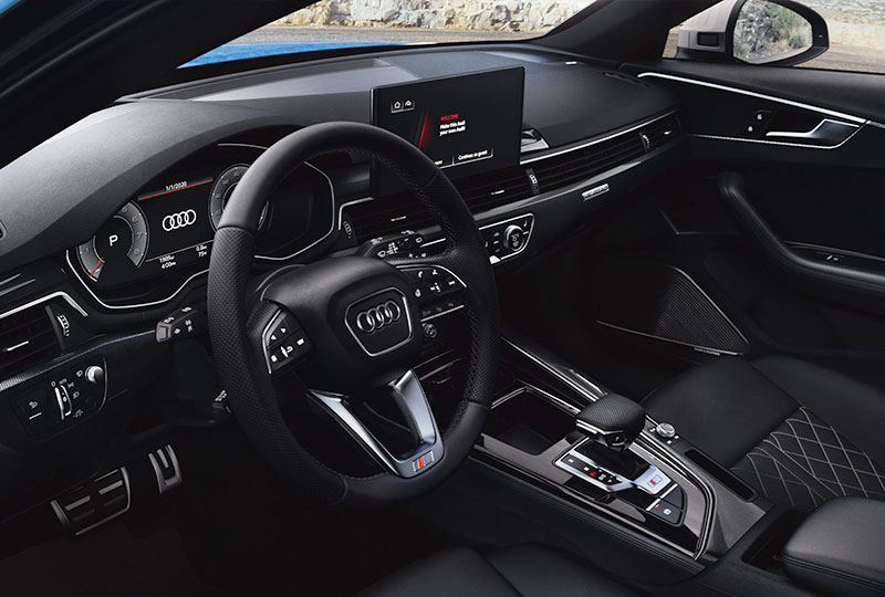 2022 Audi S4 Sedan  technology