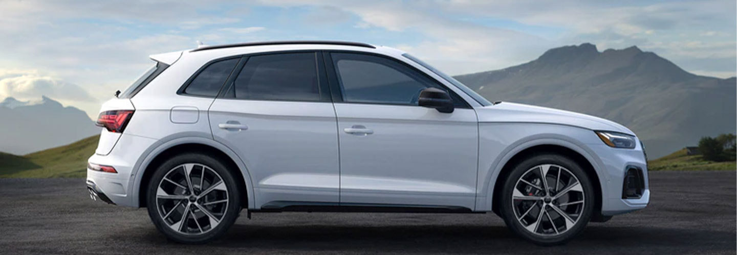 2022 Audi SQ5    header