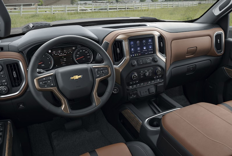 2023 Chevrolet Silverado      interior