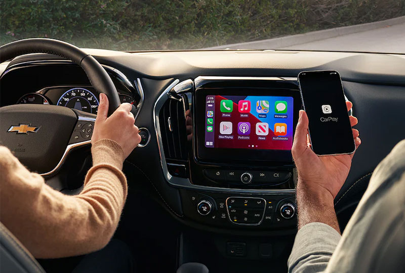2023 Chevy Traverse  Technology
