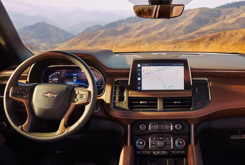 2024 Chevrolet Suburban       interior