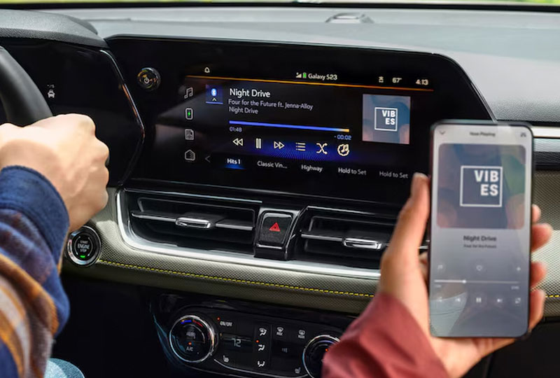 2025 Chevrolet Trailblazer      Technology