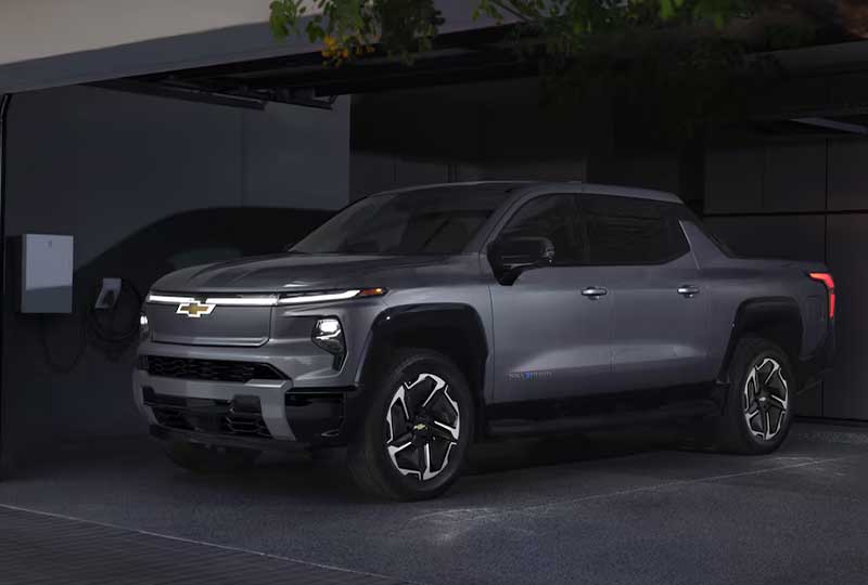2026 Chevrolet Silverado EV  Charging