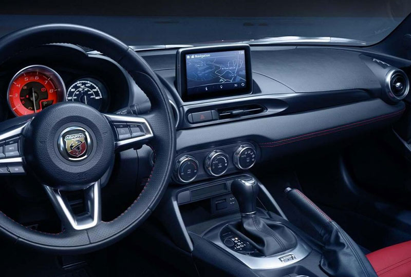 2019 Fiat 124 Spider TECHNOLOGY & SAFETY