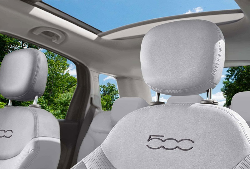 2019 Fiat 500L INTERIOR