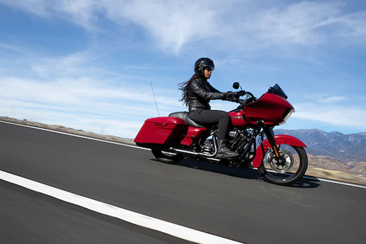 2020 Harley-Davidson Road Glide gallery 2