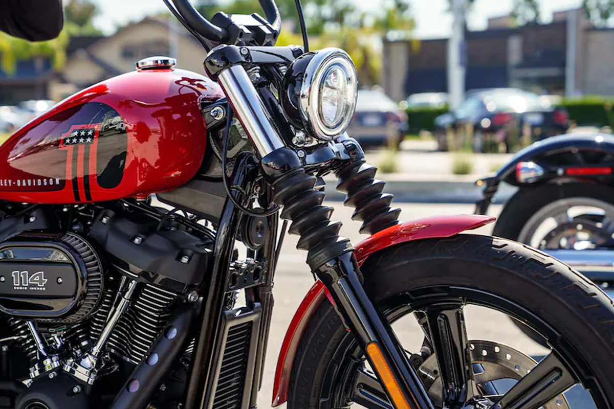 2022 Harley Davidson Street Bob gallery
