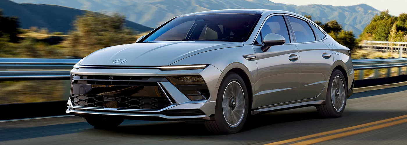 2025 Hyundai Sonata Hybrid header