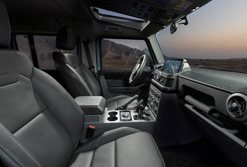 2026 Ineos Grenadier Quartermaster Interior - VISIBILITY