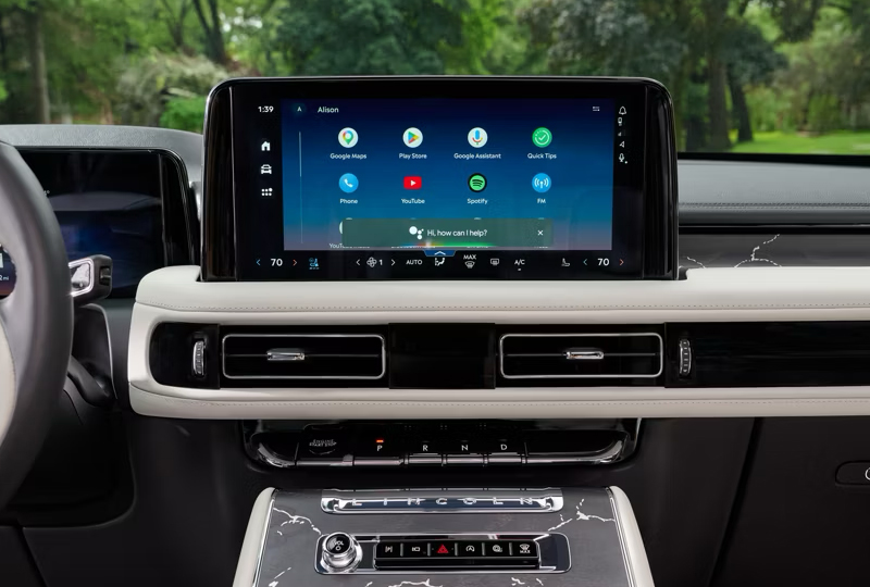 2027 Lincoln Aviator   TECHNOLOGY