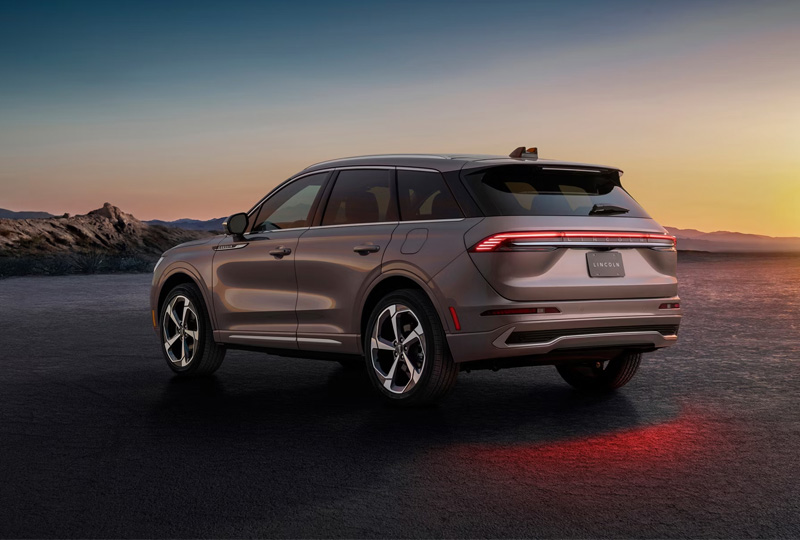 2027 Lincoln Corsair Hybrid PERFORMANCE