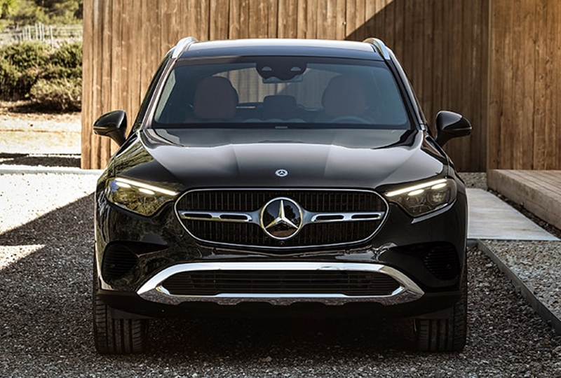 2023 MB GLC SUV image2