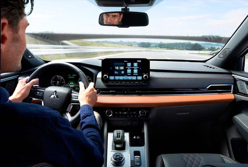 2023 Mitsubishi Outlander PHEV Tech Info at Hutchinson Mitsubishi in Warner Robins,