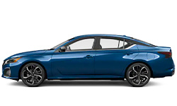 2023  Nissan Kicks   SL