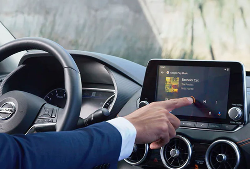 2023 Nissan Sentra TECHNOLOGy