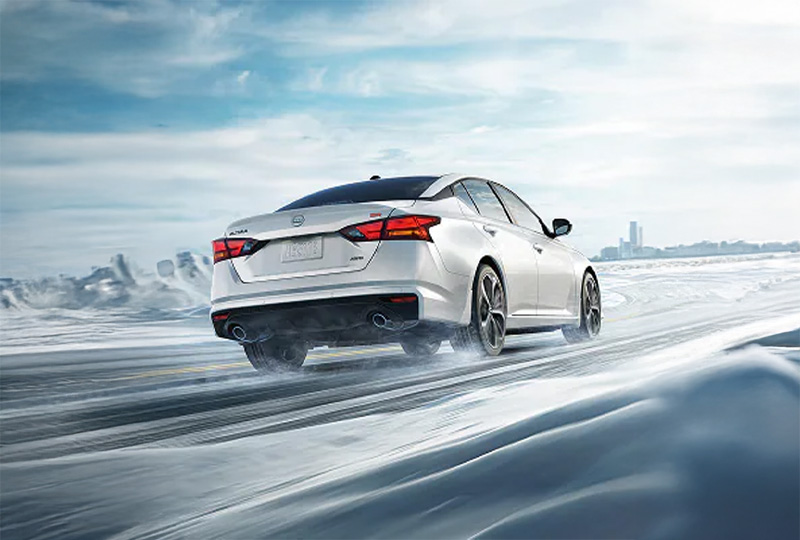 2026 Nissan Altima   Performance