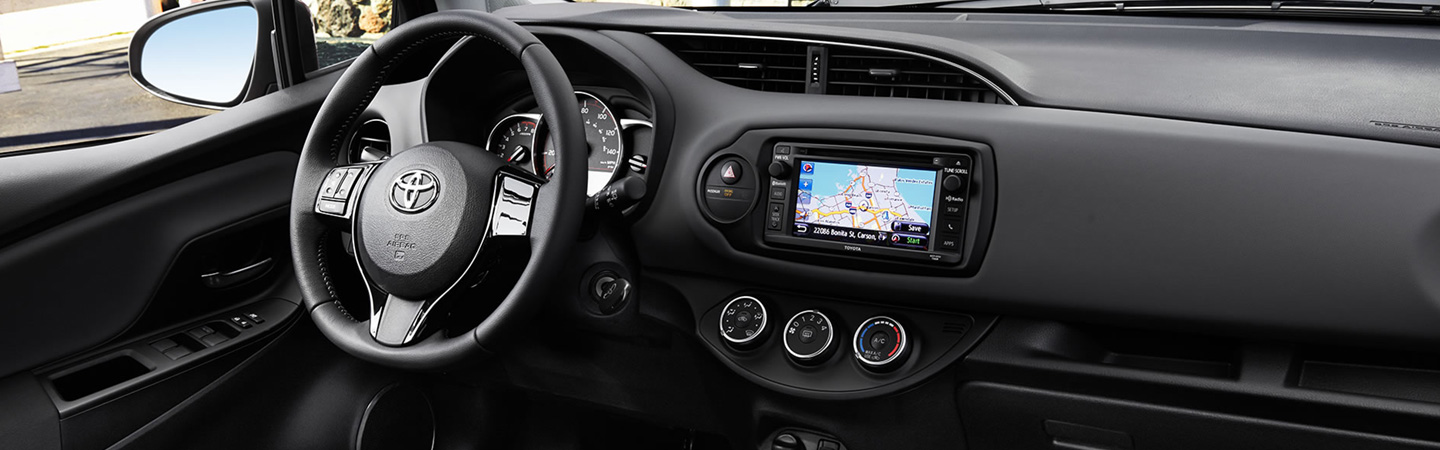 2017 Toyota Yaris Smart interior