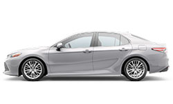 2020 TOYOTA CAMRY XLE