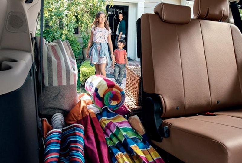 2020 Toyota Sienna Design Cocoa FL