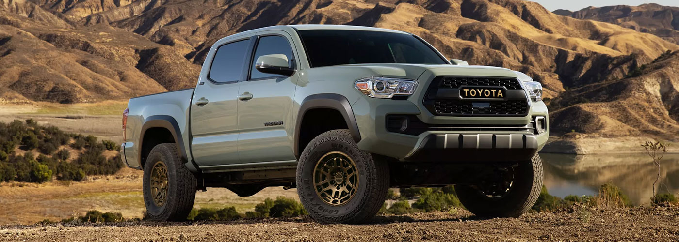 2022 TOYOTA Tacoma header