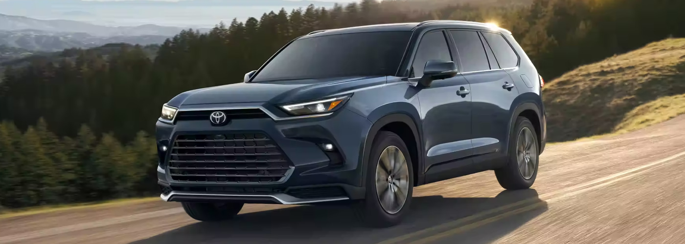 New 2024 Toyota Grand Highlander Limited near Longmont, CO - Stapp