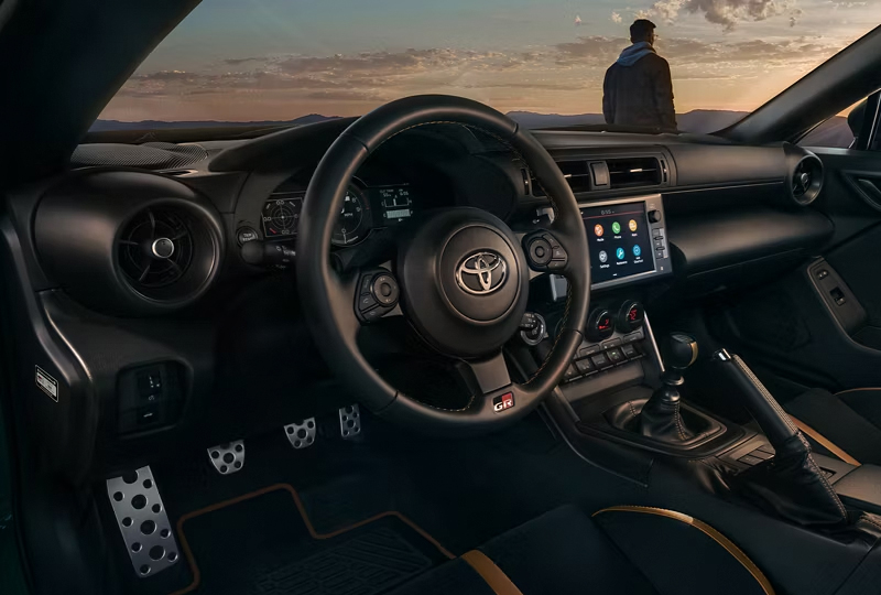 2025 Toyota GR86-Halone-Edition   Rev up your style