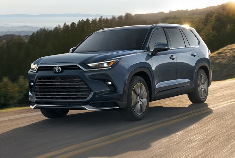 2025 Toyota Grand Highlander  Design