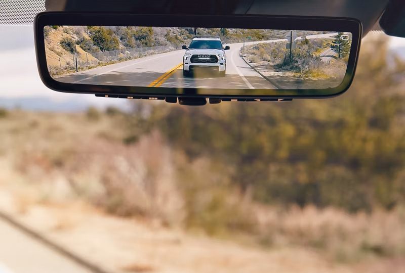 2025 Toyota Sequoia     tech