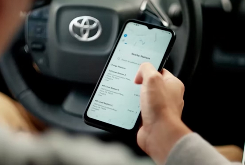 2025 Toyota bZ4X tech