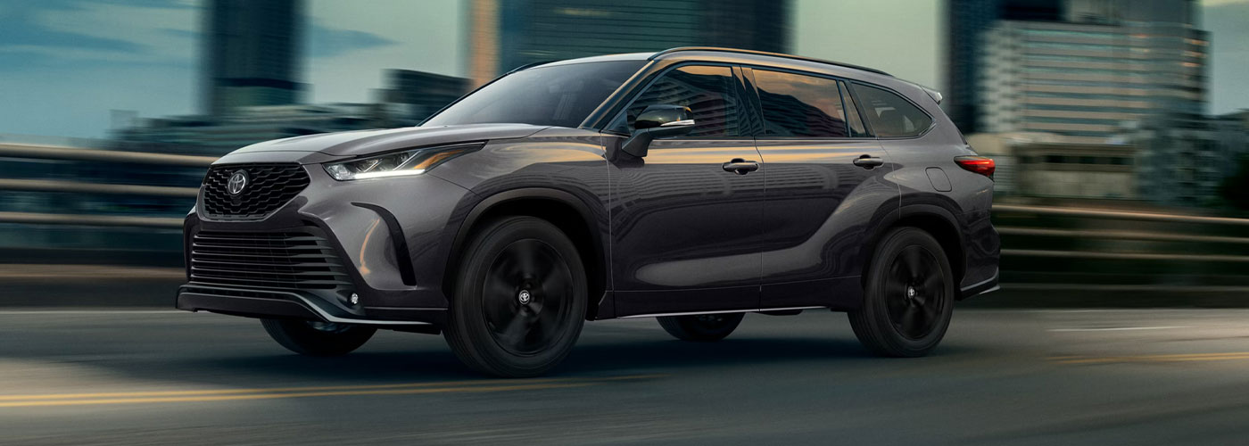 2026 Toyota Highlander header