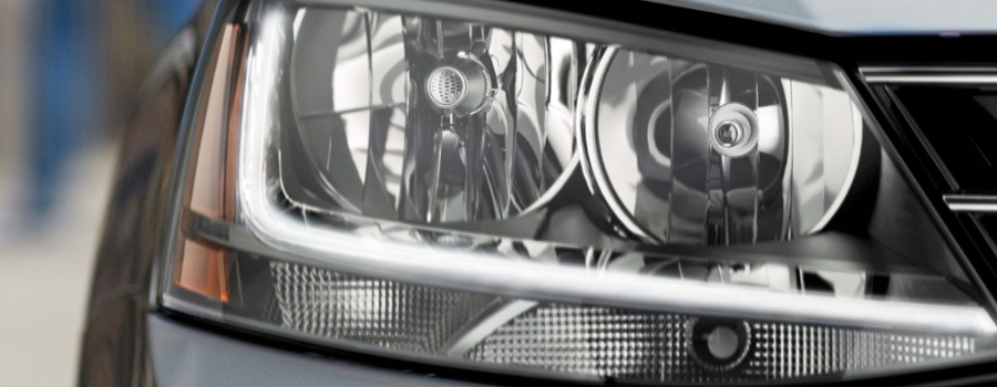 Halogen headlights with LED Daytime Running Lights (DRL)