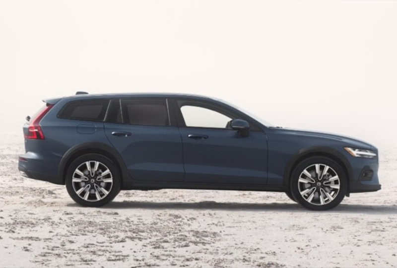 2025 Volvo Wagons - Life in Balance