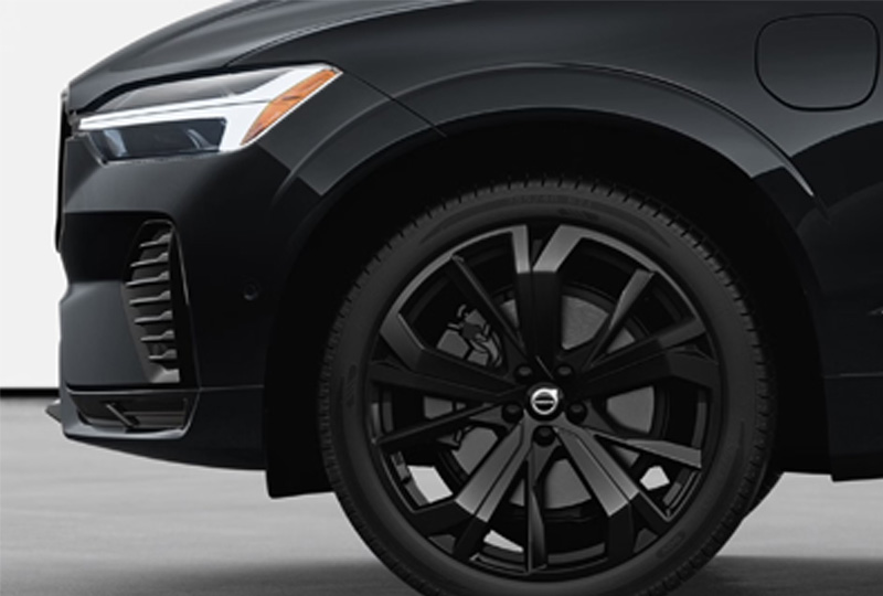 Volvo Black Edition uniquw black wheel design interior